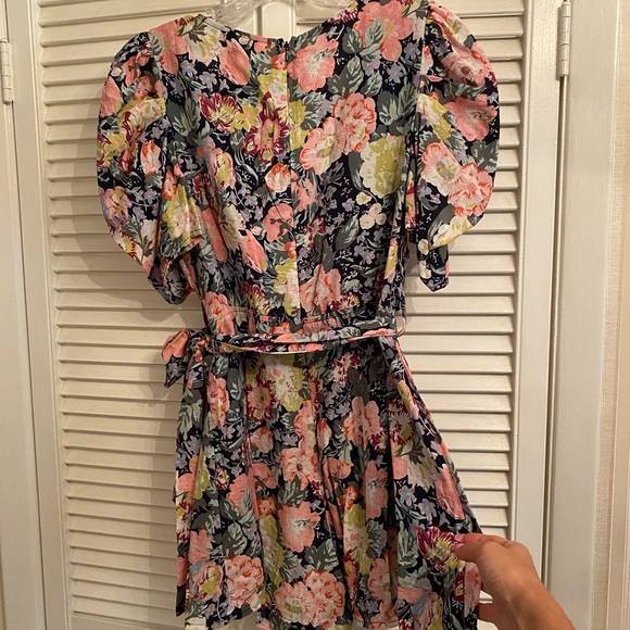 Fashion Nova floral romper size M NWT - Picture 6 of 10